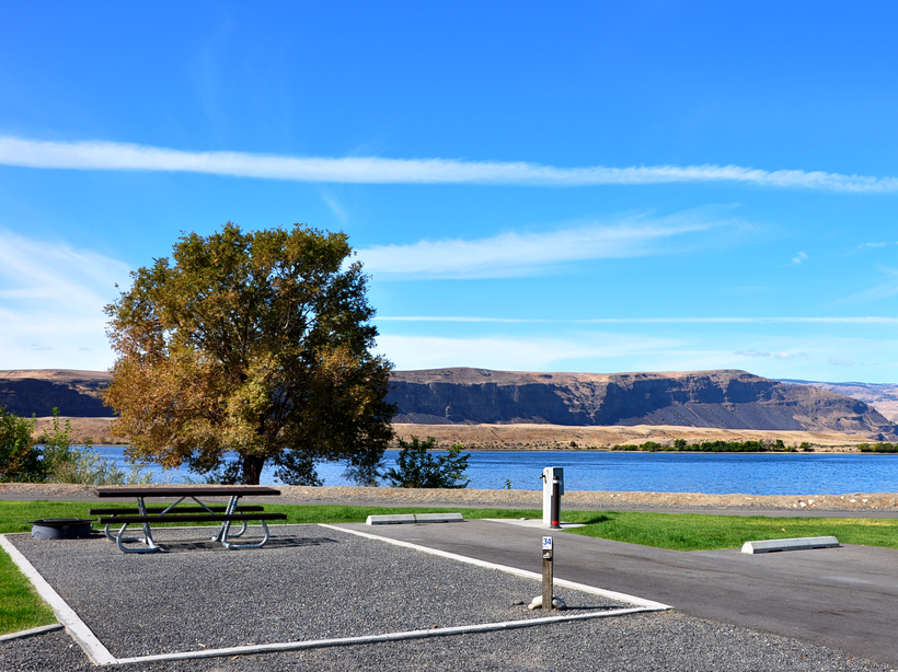 Crescent Bar, camping site