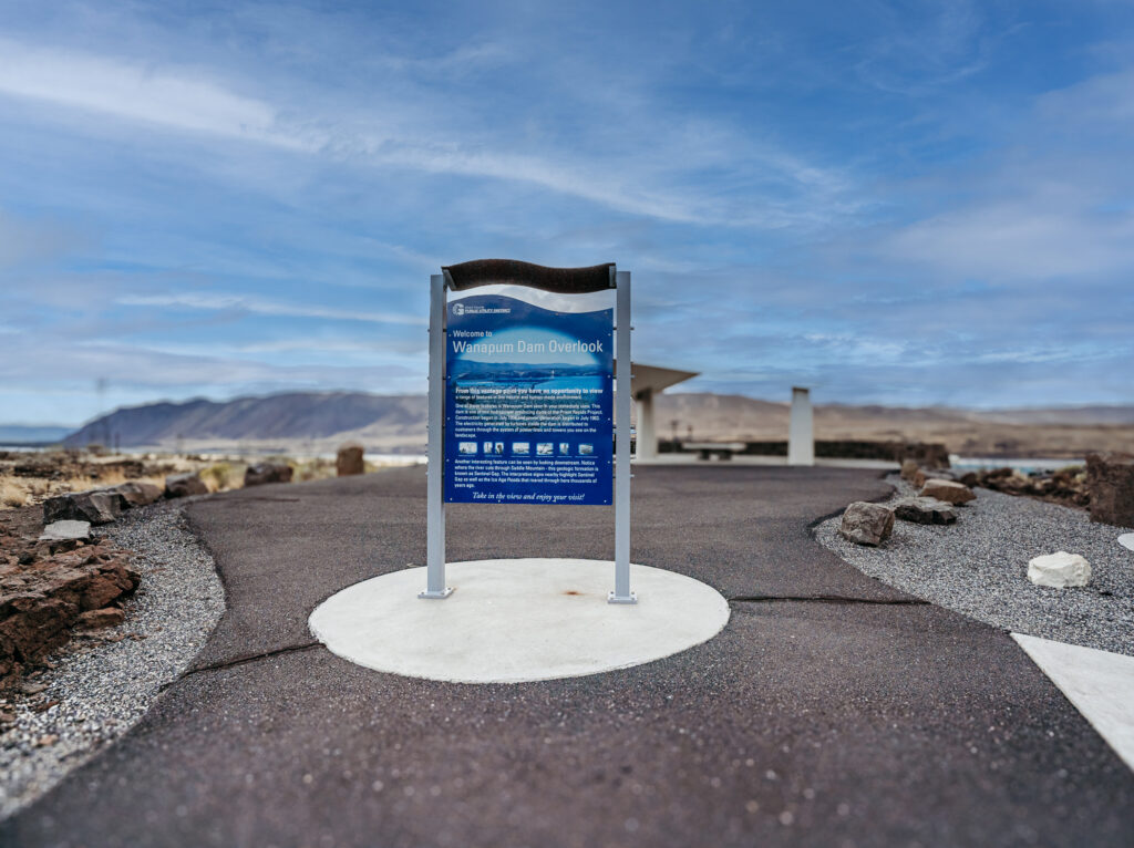 Wanapum Dam Overlook Sign