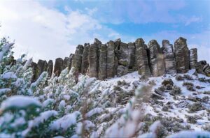 The feathers rock formation with a snowy landscape at Frenchman Coulee